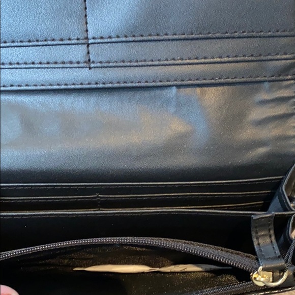 BCBG Addison Flap Wallet~ Brand New - Picture 4 of 5